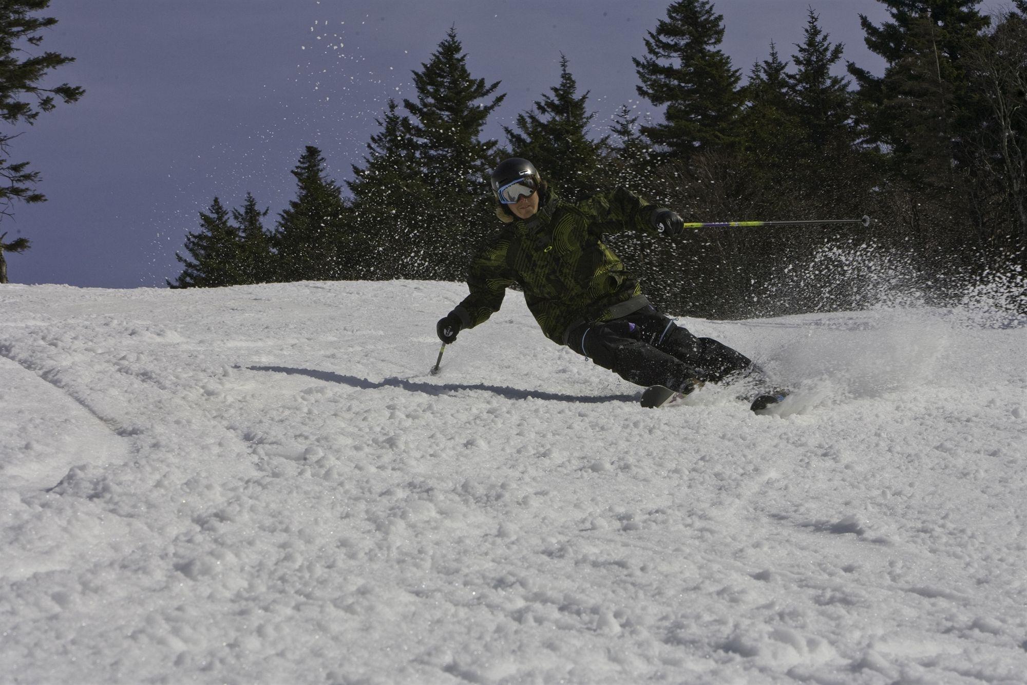 Expedition Station Snowshoe Extérieur photo